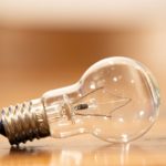 【成功のロジック】なぜ「電球」が介護の救世主になったのか？ 巨大市場の「周辺」を狙う逆算思考